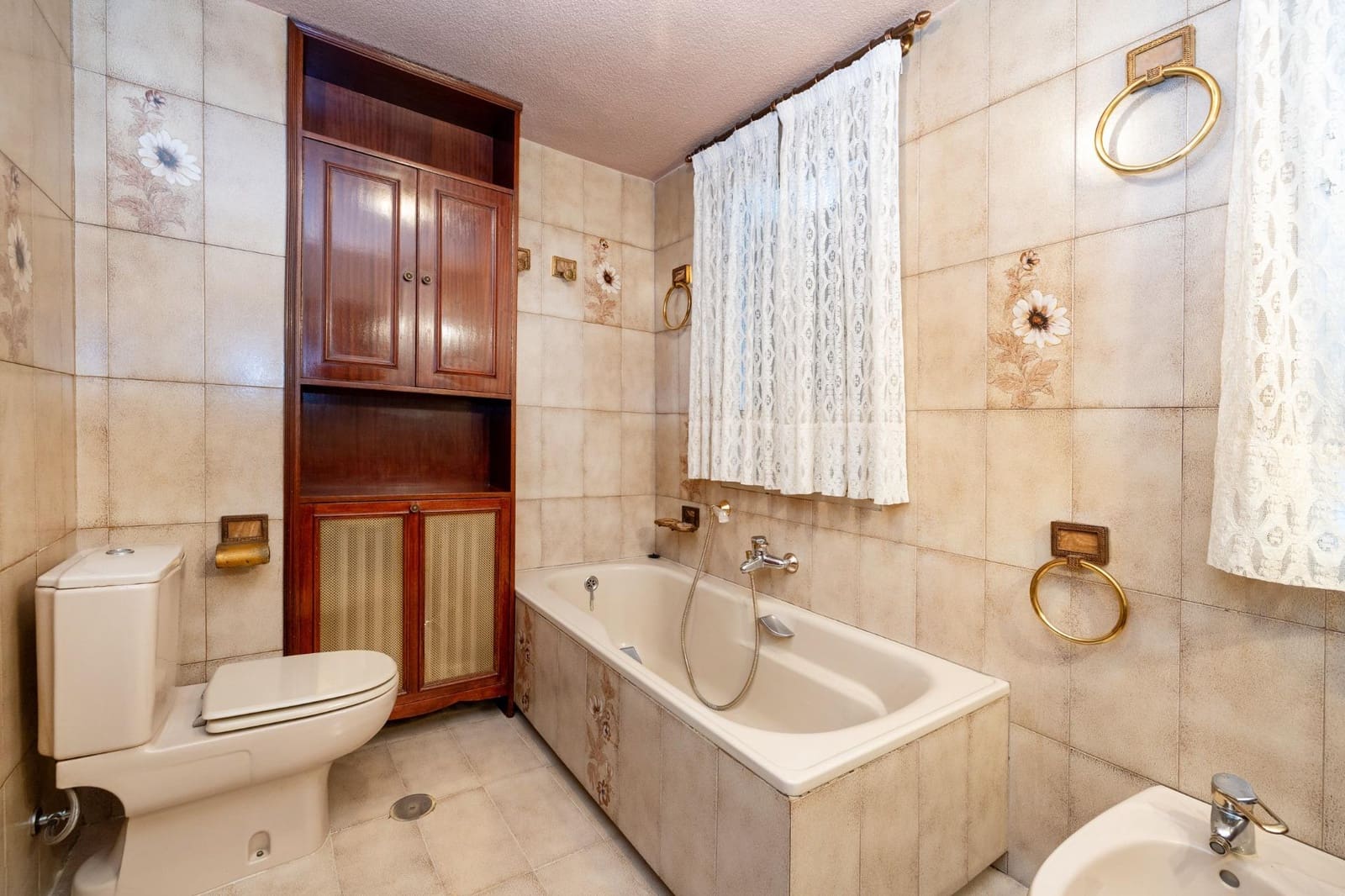 2 bedroom Flat for sale in Granada city - € 360,000 (Ref: 9674914)