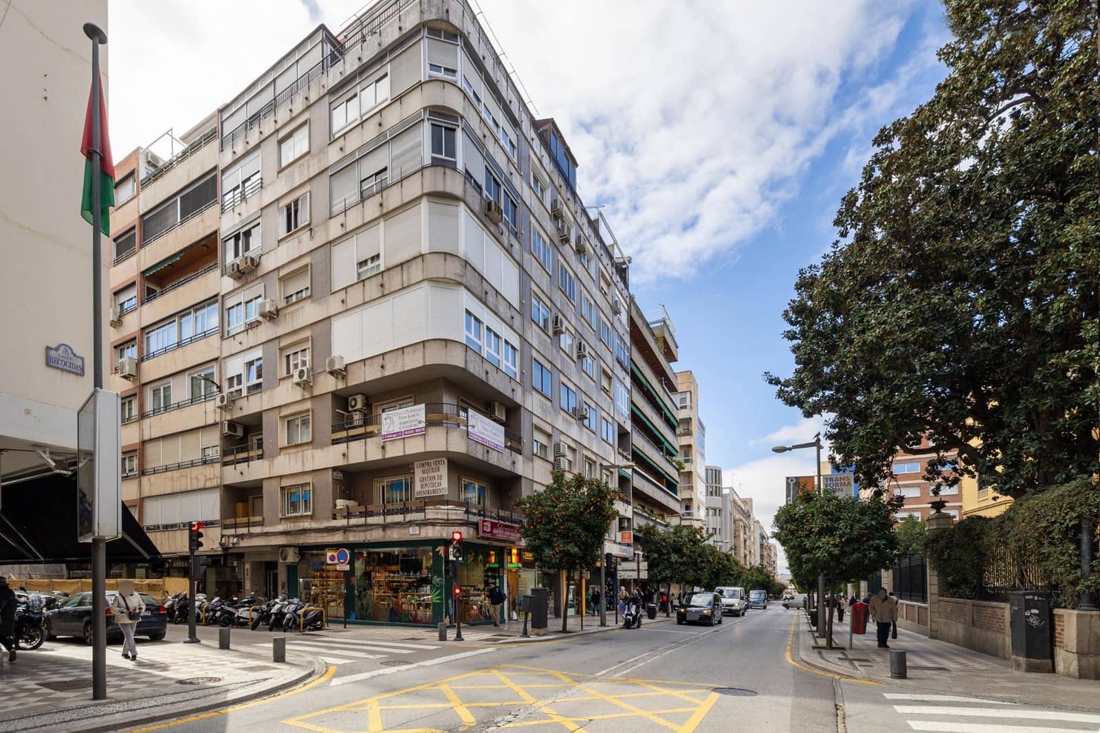 2 bedroom Flat for sale in Granada city - € 360,000 (Ref: 9674914)