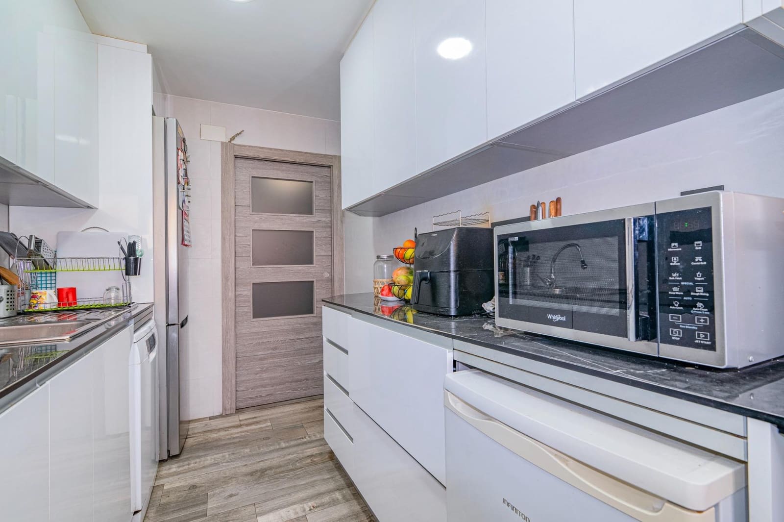 3 Zimmer Wohnung zu verkaufen in Granada Stadt - 239.000 € (Ref: 9674916)