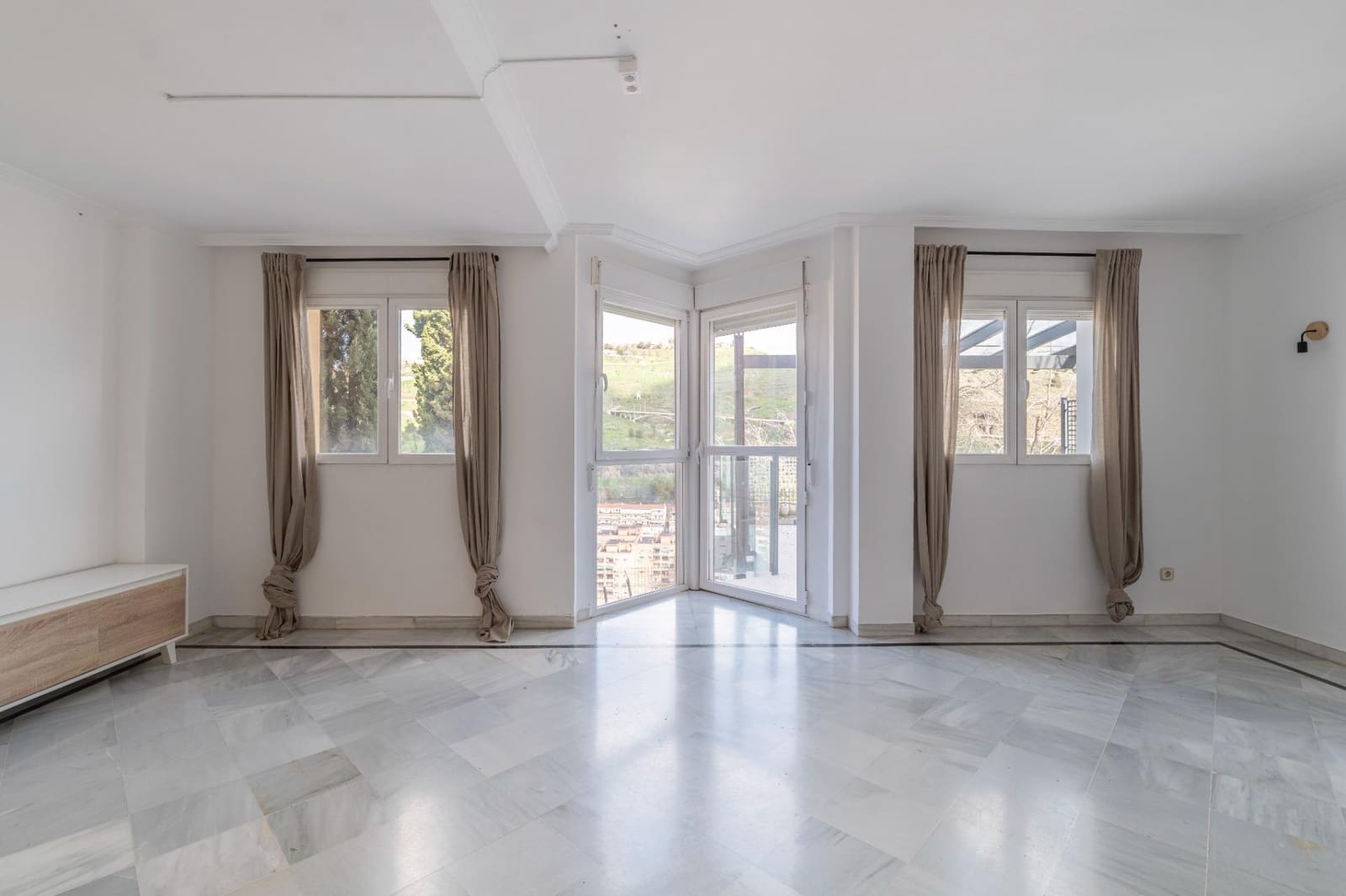5 quarto Moradia Geminada para venda em Granada cidade - 660 000 € (Ref: 9674917)