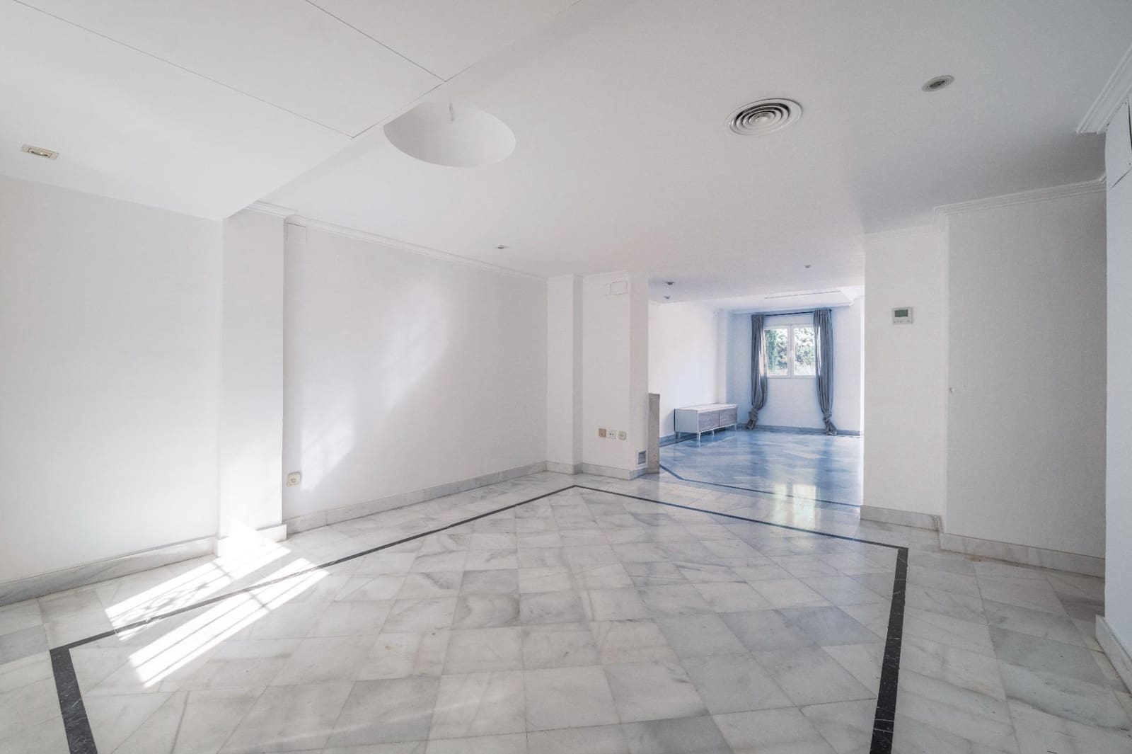 5 quarto Moradia Geminada para venda em Granada cidade - 660 000 € (Ref: 9674917)