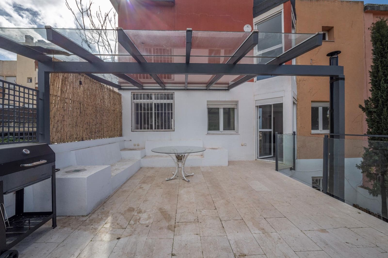 5 quarto Moradia Geminada para venda em Granada cidade - 660 000 € (Ref: 9674917)