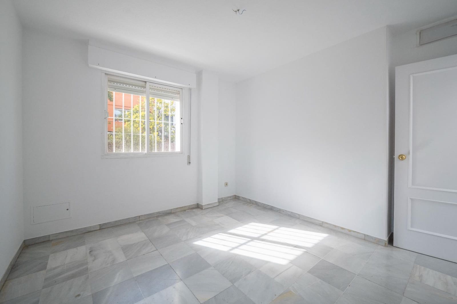 5 quarto Moradia Geminada para venda em Granada cidade - 660 000 € (Ref: 9674917)