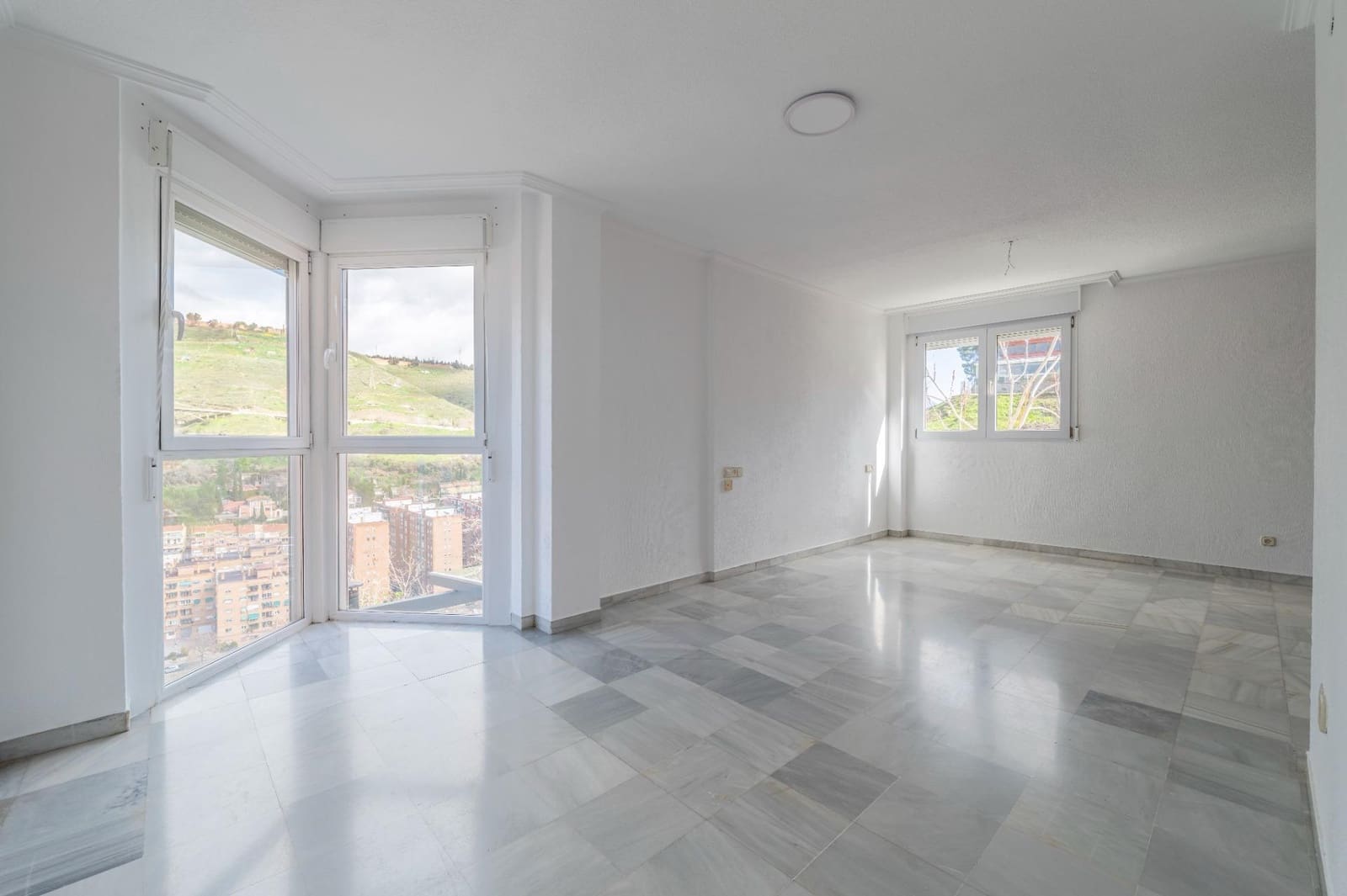 5 quarto Moradia Geminada para venda em Granada cidade - 660 000 € (Ref: 9674917)