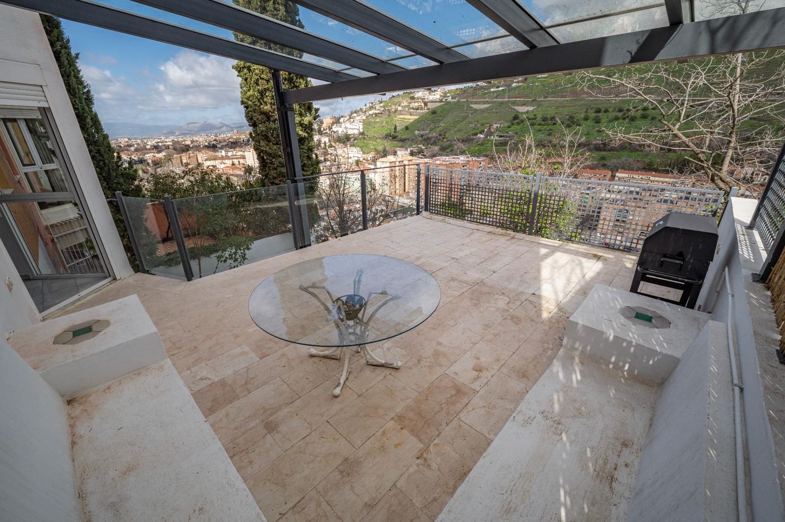 5 quarto Moradia Geminada para venda em Granada cidade - 660 000 € (Ref: 9674917)