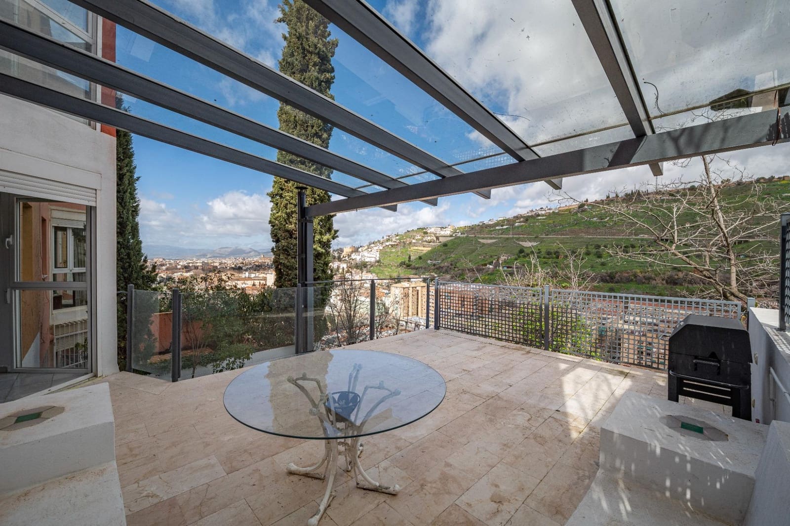 5 quarto Moradia Geminada para venda em Granada cidade - 660 000 € (Ref: 9674917)