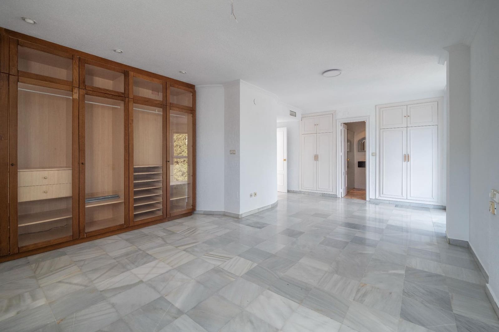 5 quarto Moradia Geminada para venda em Granada cidade - 660 000 € (Ref: 9674917)