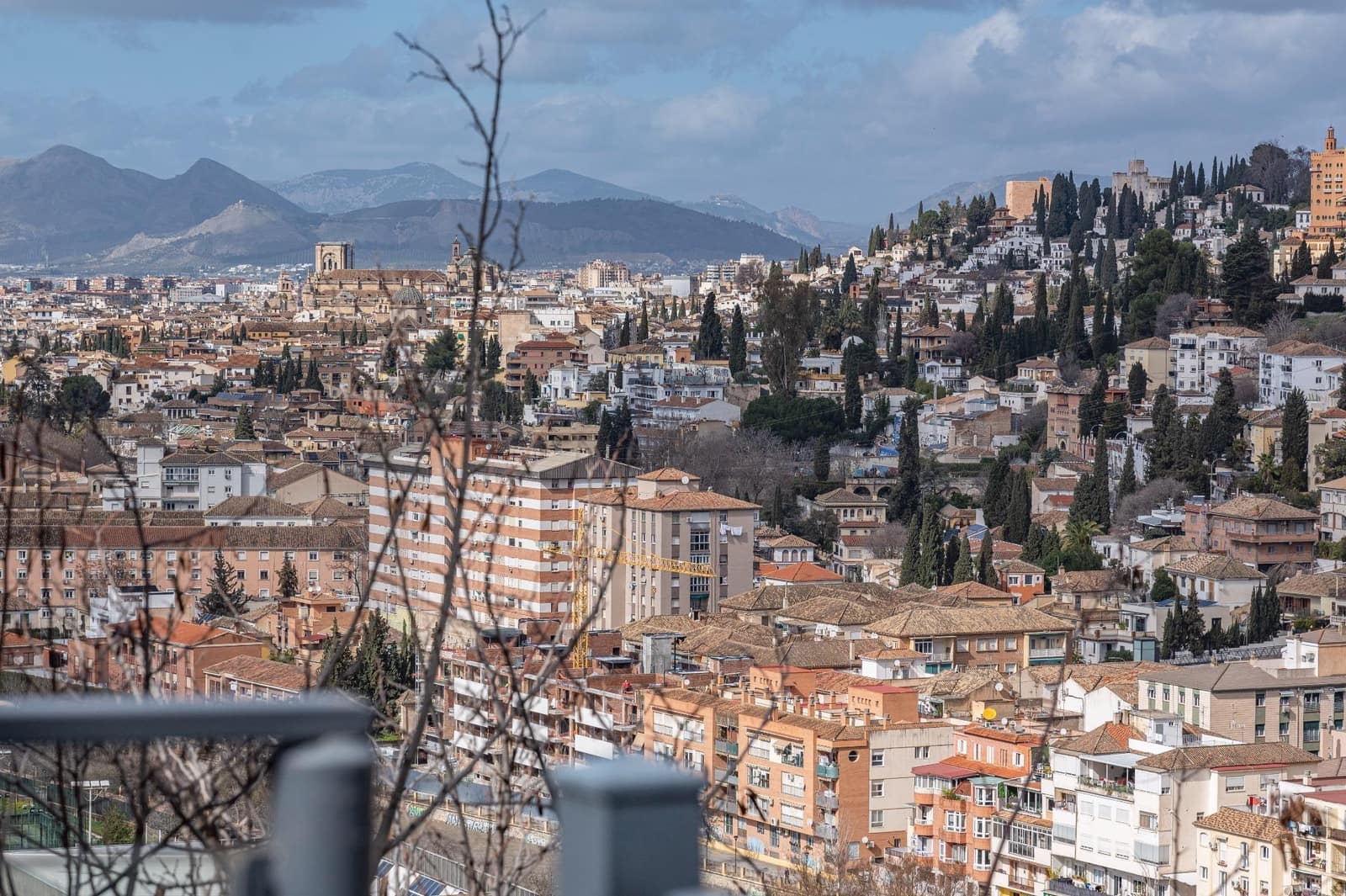 5 quarto Moradia Geminada para venda em Granada cidade - 660 000 € (Ref: 9674917)