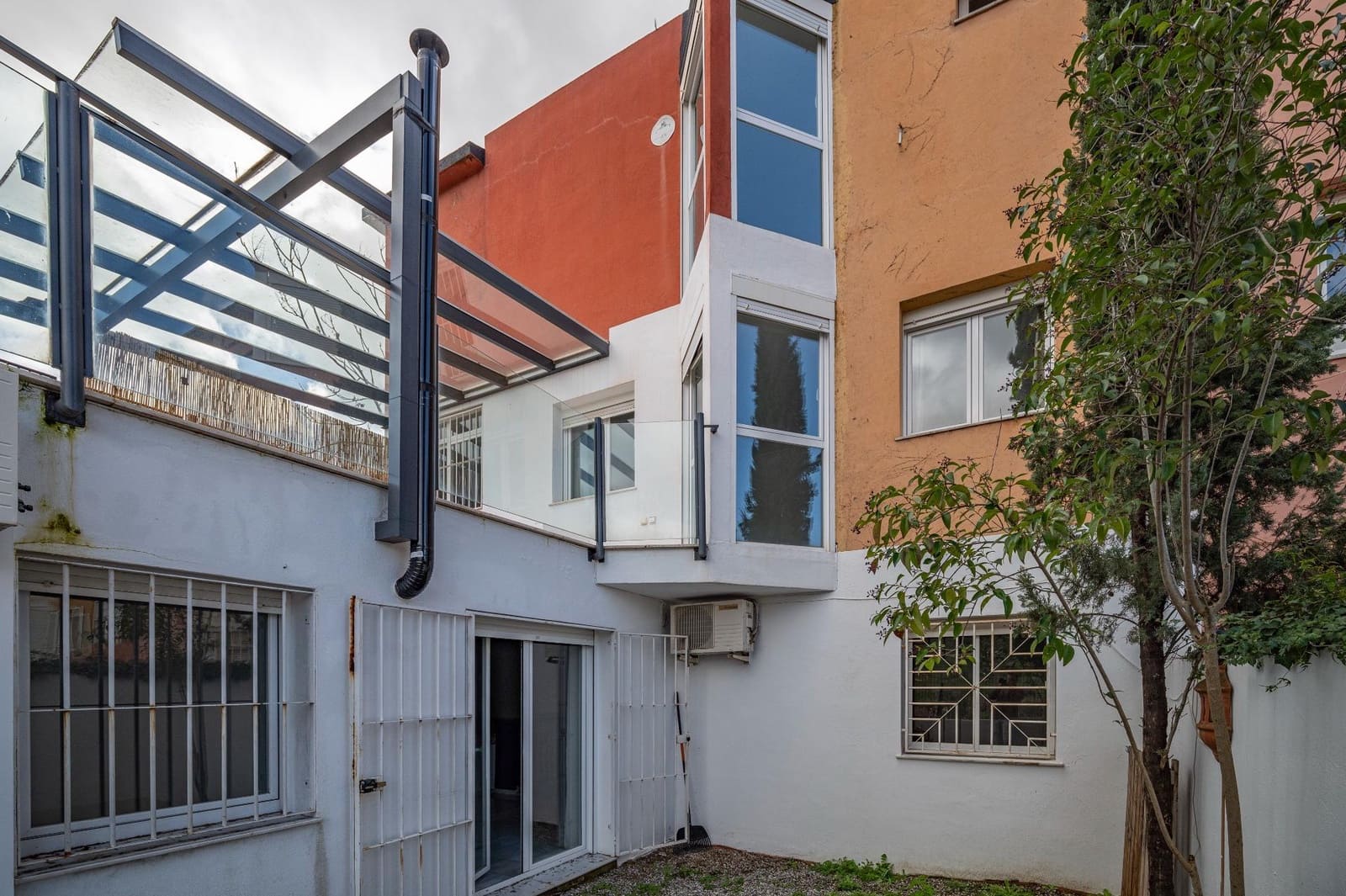 5 quarto Moradia Geminada para venda em Granada cidade - 660 000 € (Ref: 9674917)