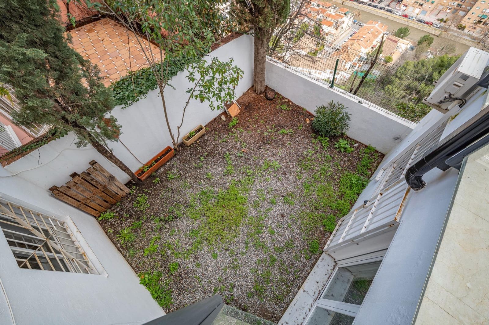 5 quarto Moradia Geminada para venda em Granada cidade - 660 000 € (Ref: 9674917)