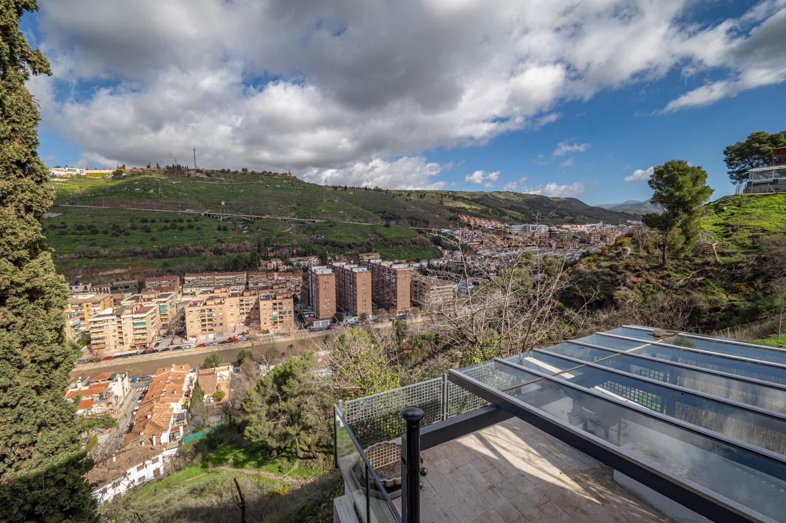 5 quarto Moradia Geminada para venda em Granada cidade - 660 000 € (Ref: 9674917)