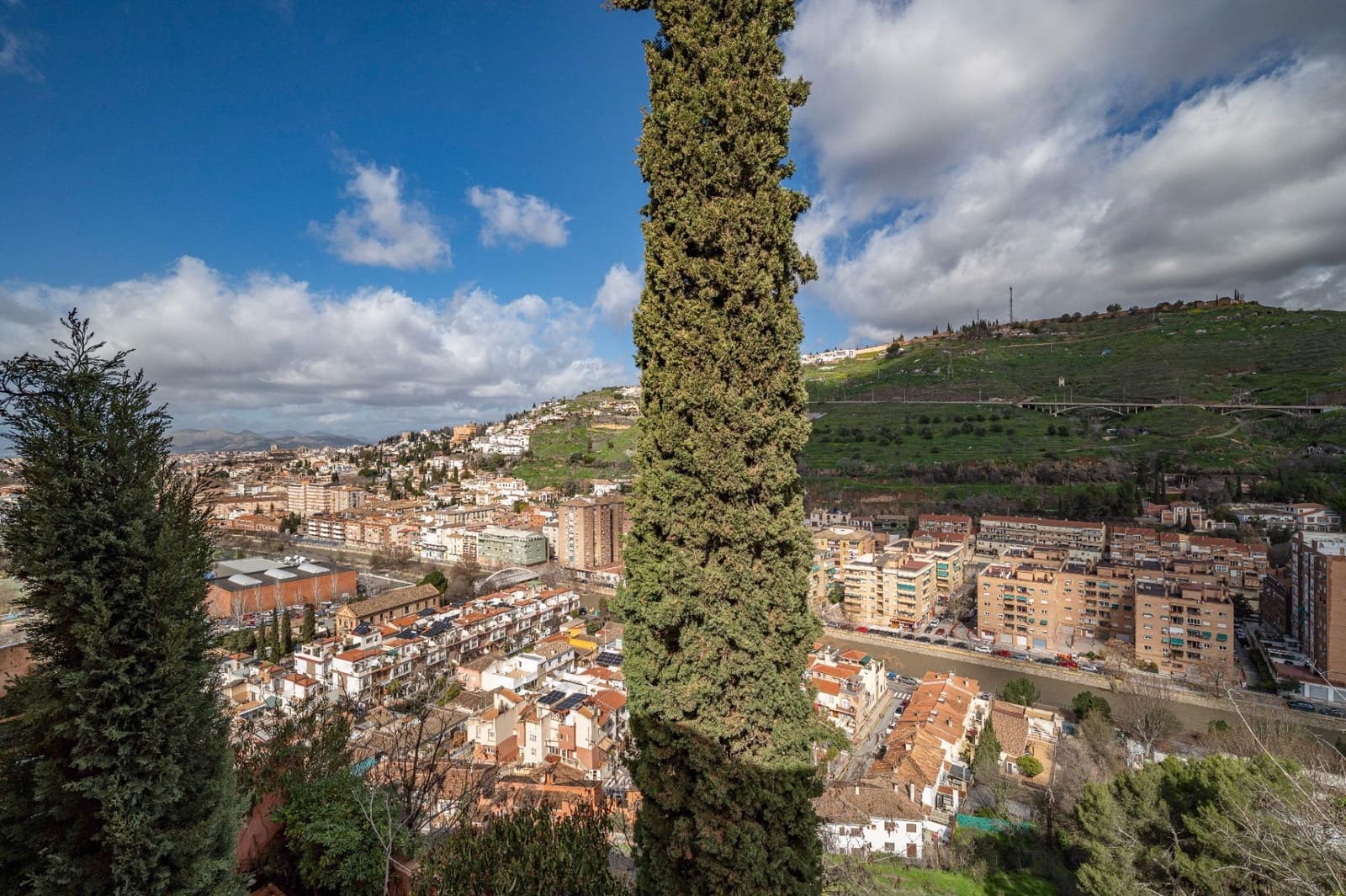 5 quarto Moradia Geminada para venda em Granada cidade - 660 000 € (Ref: 9674917)