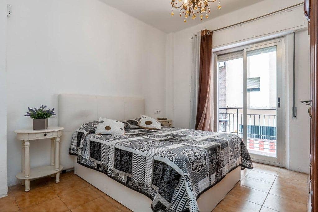 4 sypialnia Mieszkanie na sprzedaż w Miasto Grenada - 265 000 € (Ref: 9674918)