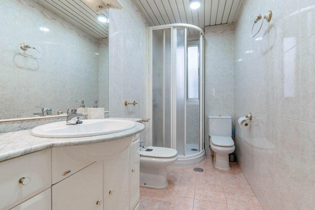 4 sypialnia Mieszkanie na sprzedaż w Miasto Grenada - 265 000 € (Ref: 9674918)