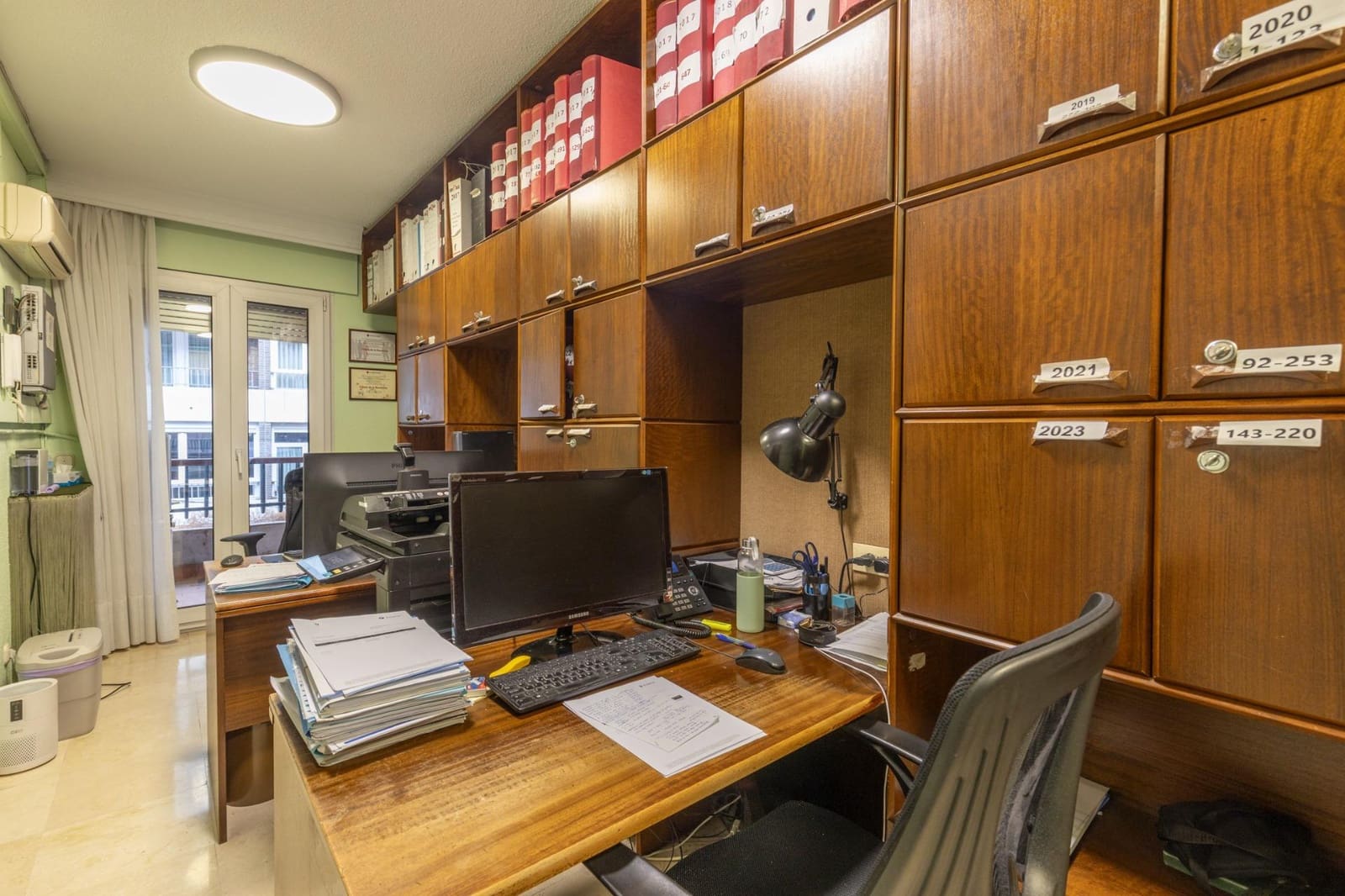 7 bedroom Flat for sale in Granada city with garage - € 850,000 (Ref: 9674919)