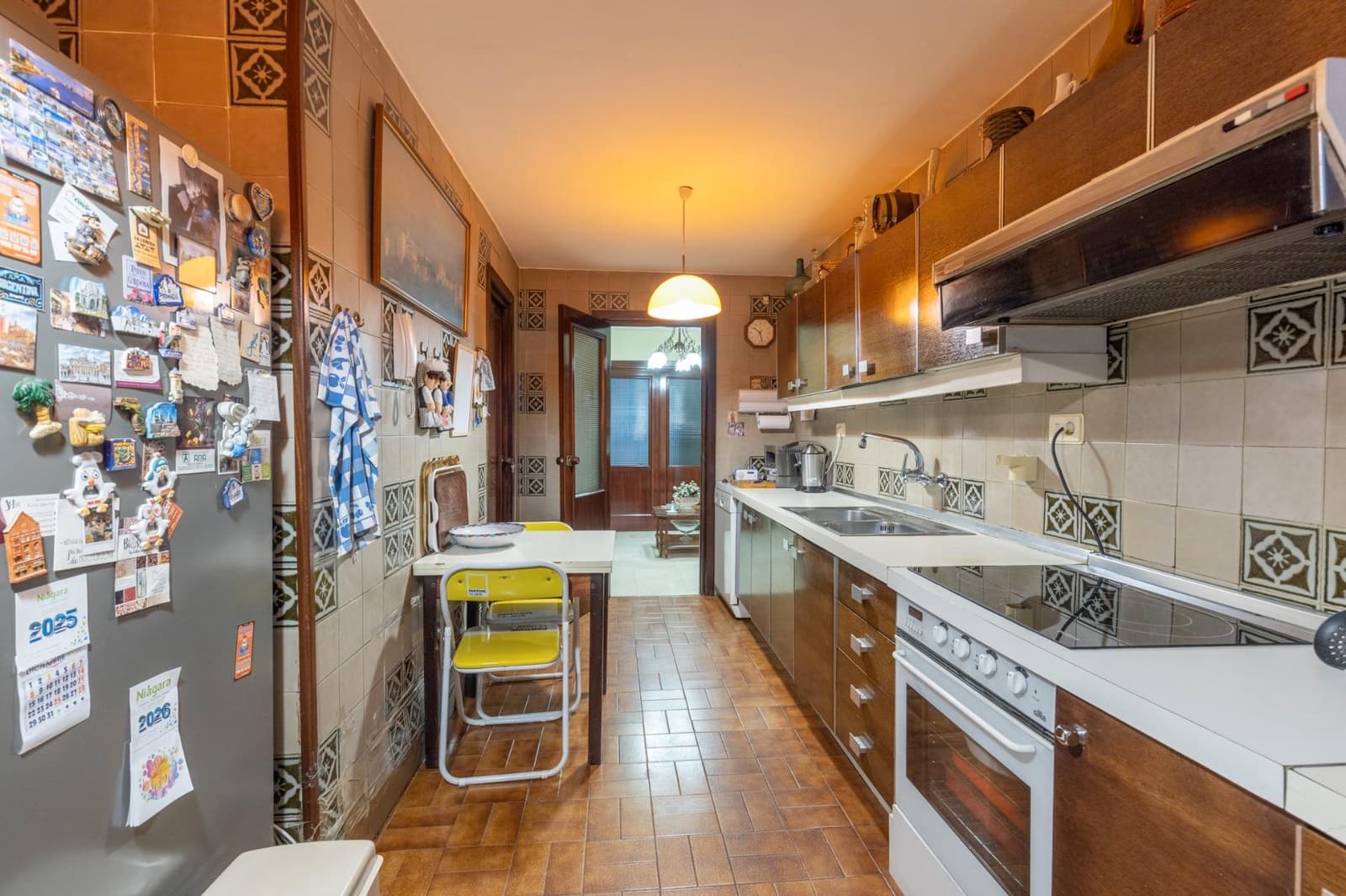 7 bedroom Flat for sale in Granada city with garage - € 850,000 (Ref: 9674919)