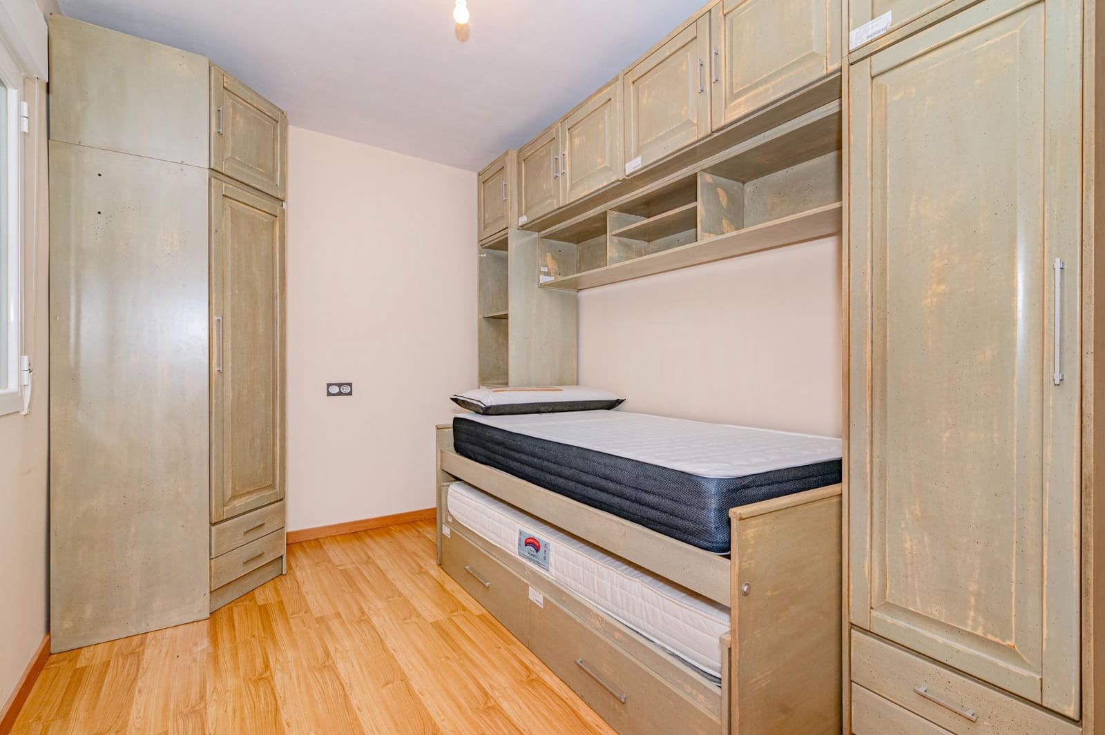 Apartamento de 2 habitaciones en Padul en venta - 125.000 € (Ref: 9674920)