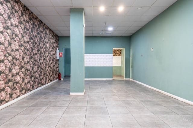 Kaupallinen myytävänä paikassa Armilla - 105 000 € (Ref: 9674921)