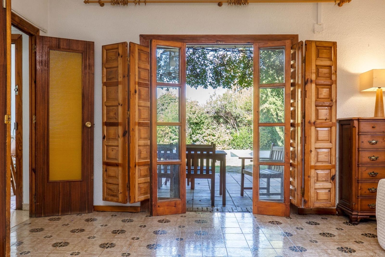 Chalet de 4 habitaciones en Ogíjares en venta con piscina garaje - 399.000 € (Ref: 9674922)