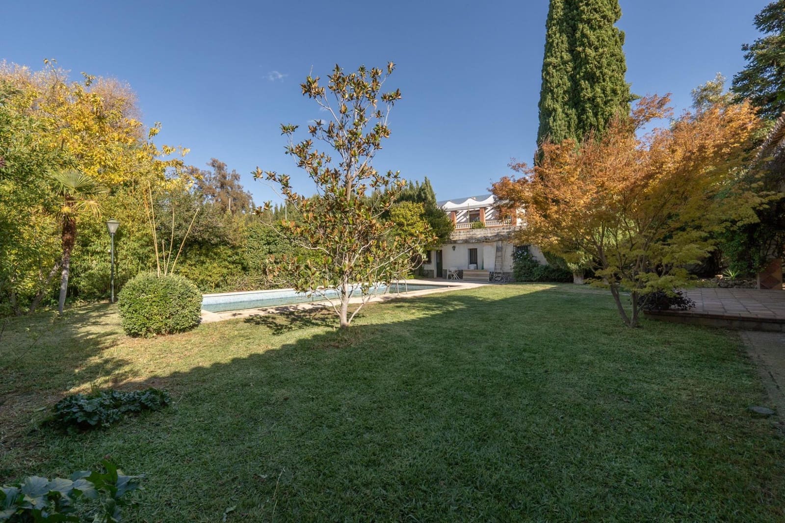 Chalet de 4 habitaciones en Ogíjares en venta con piscina garaje - 399.000 € (Ref: 9674922)