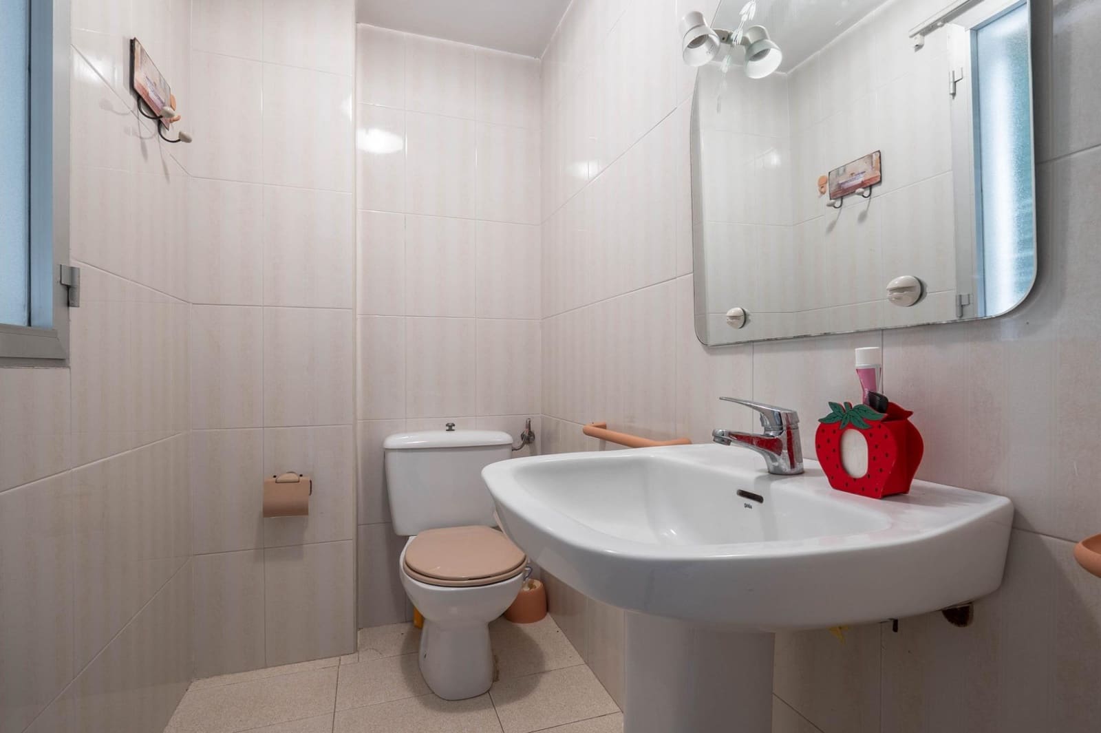 Adosado de 4 habitaciones en Carchuna en venta con piscina garaje - 219.000 € (Ref: 9674923)