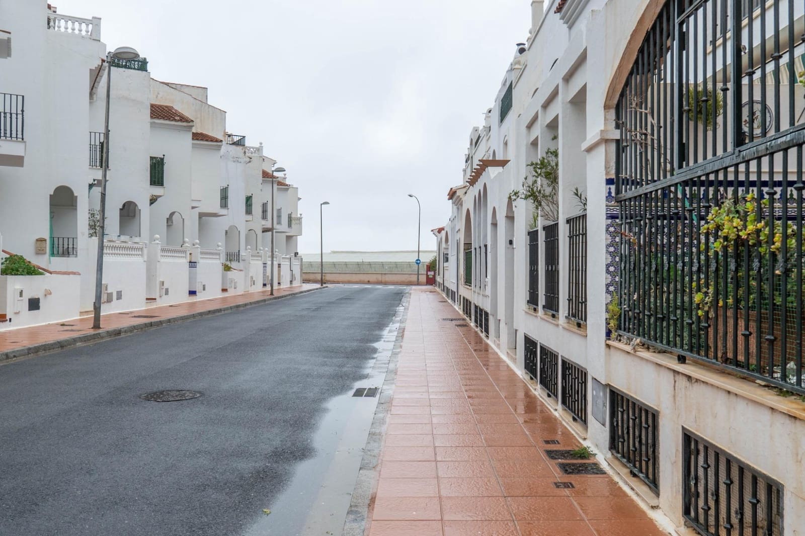 Adosado de 4 habitaciones en Carchuna en venta con piscina garaje - 219.000 € (Ref: 9674923)