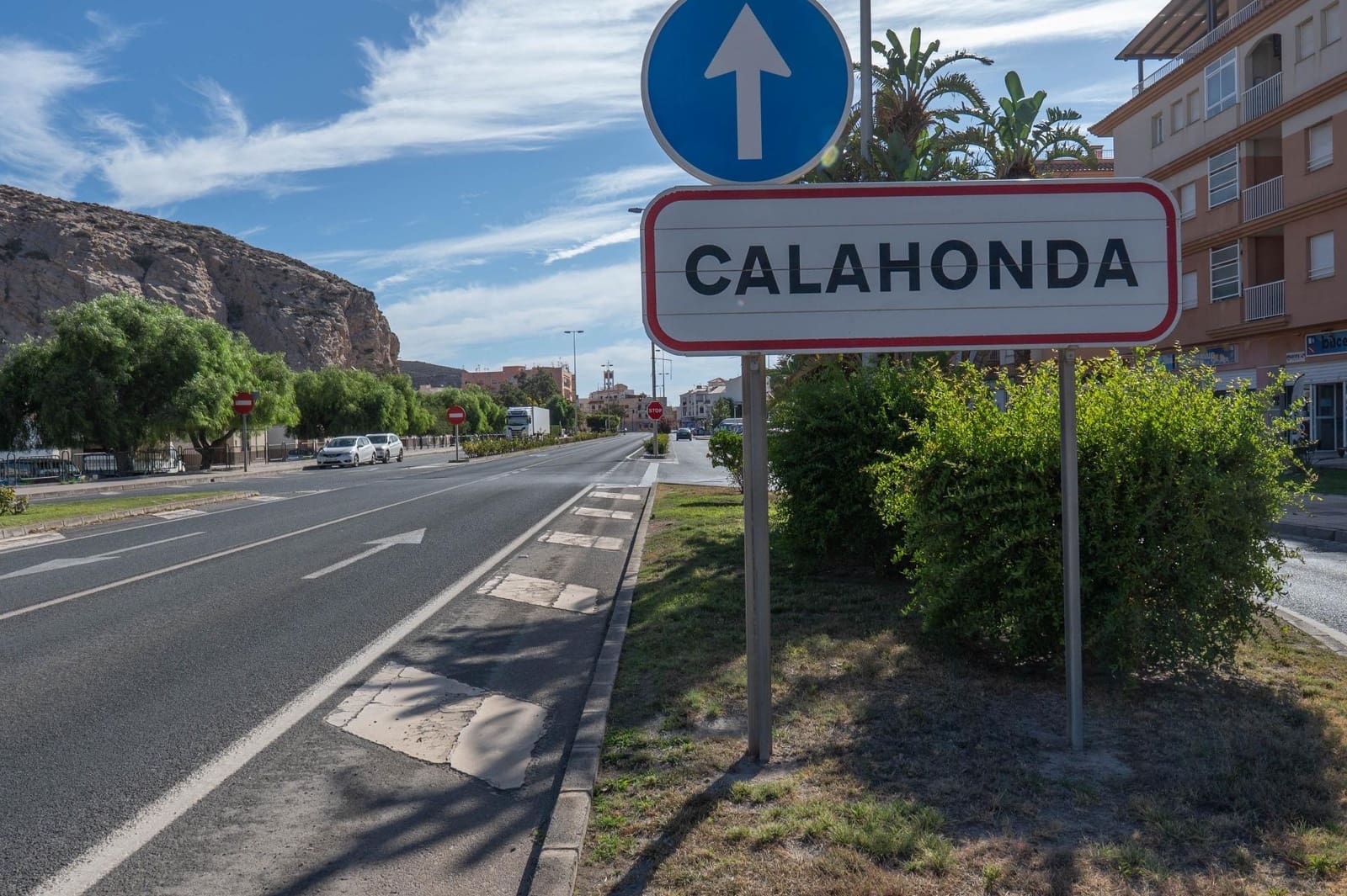 Adosado de 4 habitaciones en Carchuna en venta con piscina garaje - 219.000 € (Ref: 9674923)