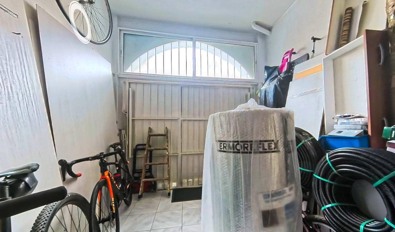 Adosado de 4 habitaciones en Santa Fe en venta con garaje - 220.000 € (Ref: 9674925)