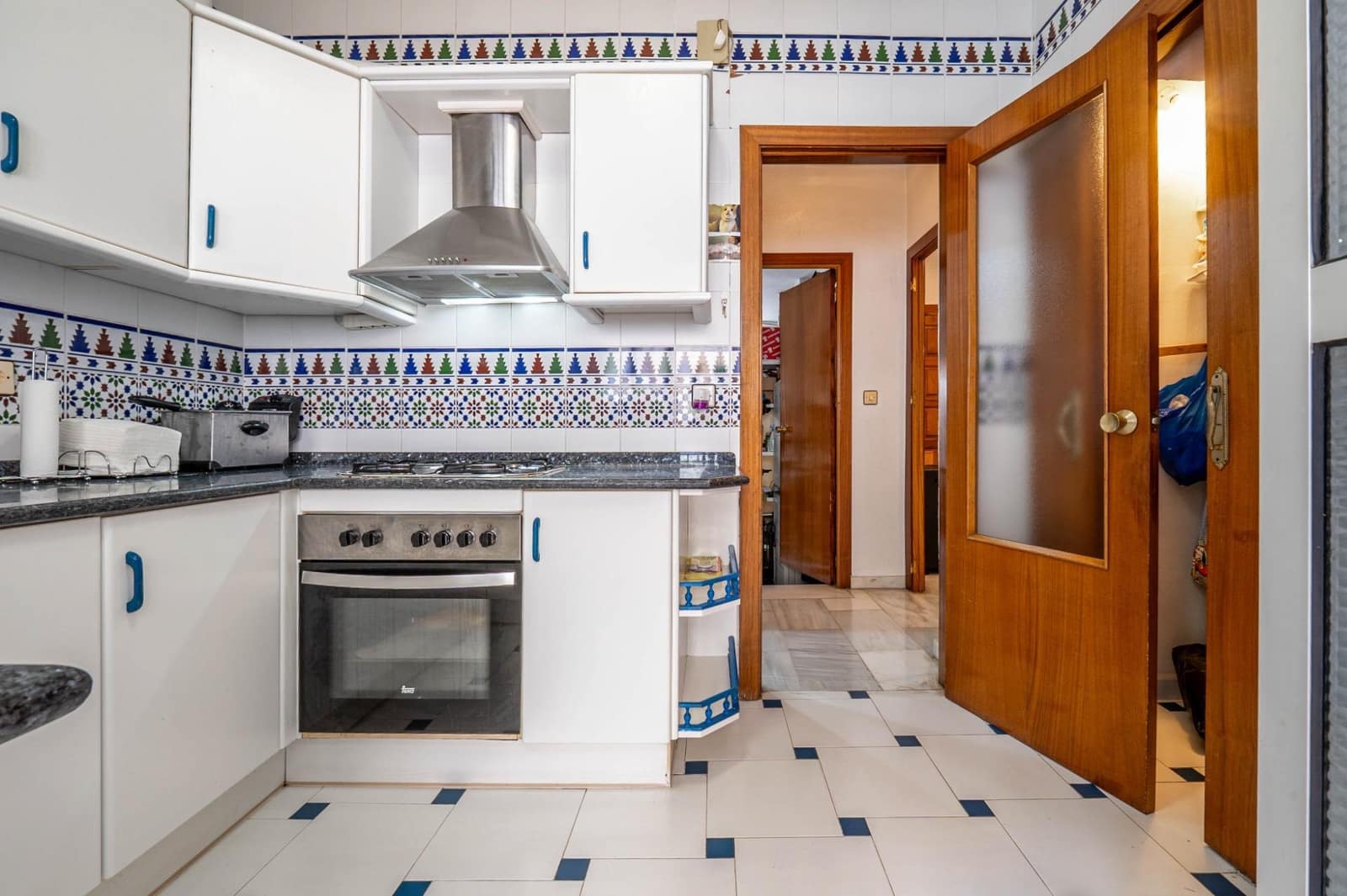 Adosado de 4 habitaciones en Santa Fe en venta con garaje - 220.000 € (Ref: 9674925)