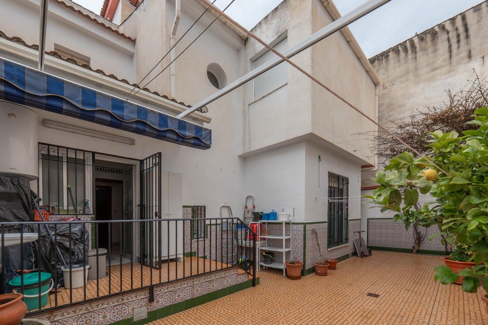Adosado de 4 habitaciones en Santa Fe en venta con garaje - 220.000 € (Ref: 9674925)
