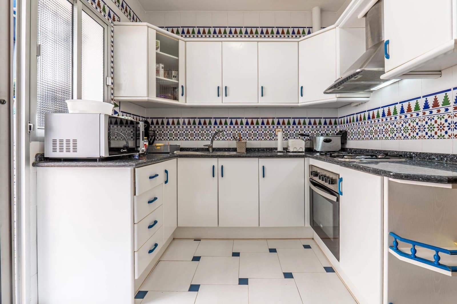 Adosado de 4 habitaciones en Santa Fe en venta con garaje - 220.000 € (Ref: 9674925)