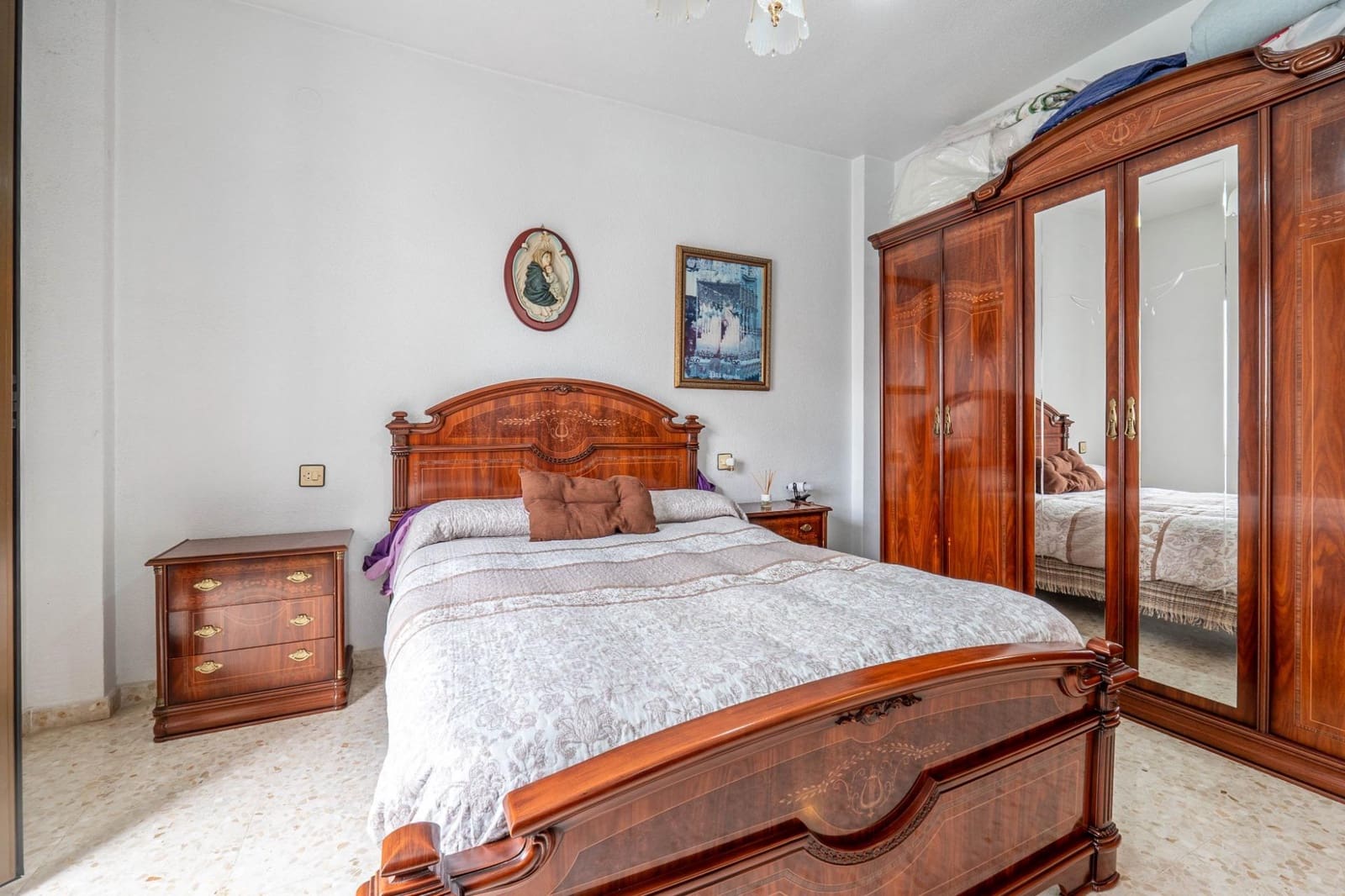 Adosado de 4 habitaciones en Santa Fe en venta con garaje - 220.000 € (Ref: 9674925)