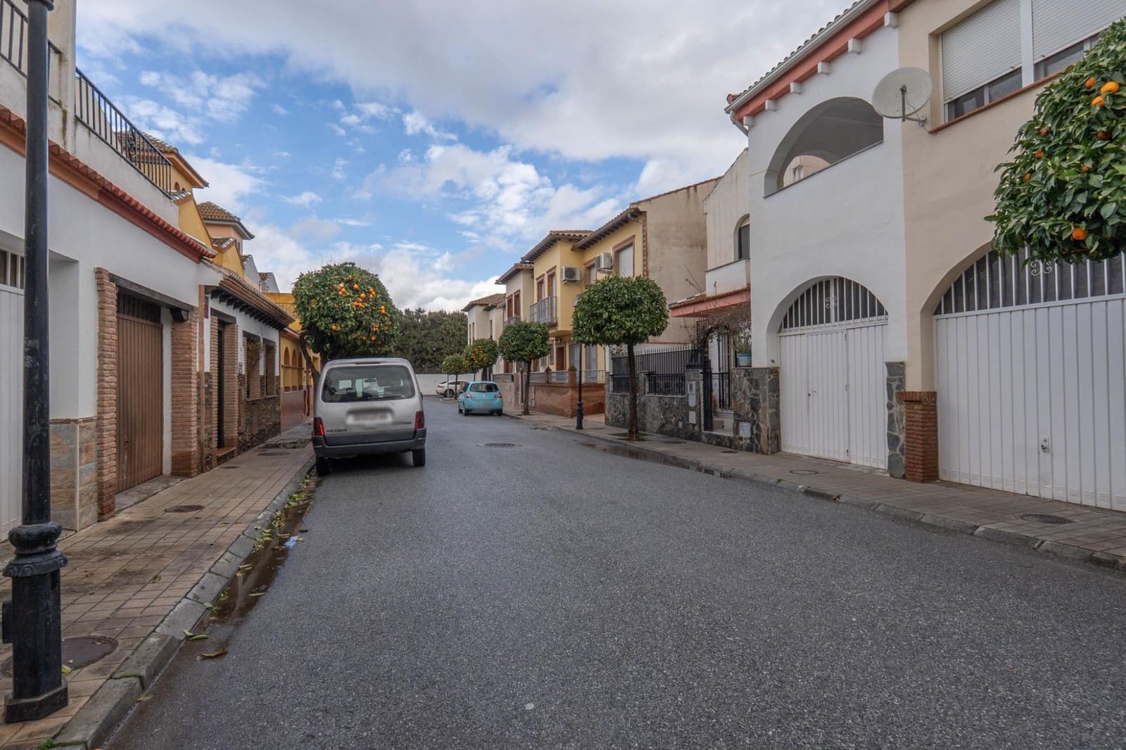 Adosado de 4 habitaciones en Santa Fe en venta con garaje - 220.000 € (Ref: 9674925)