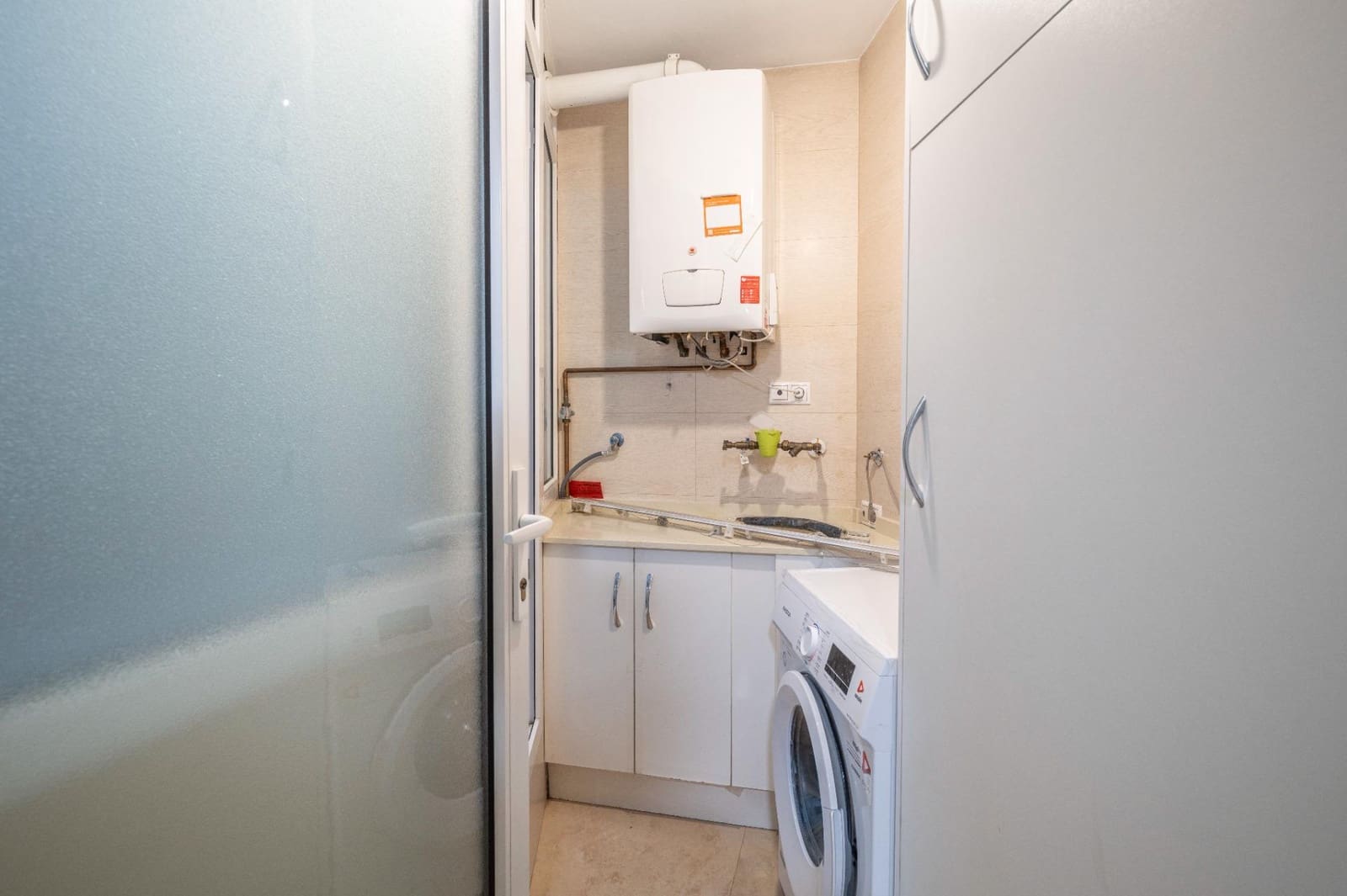 4 bedroom Flat for sale in Granada city with garage - € 528,000 (Ref: 9674932)