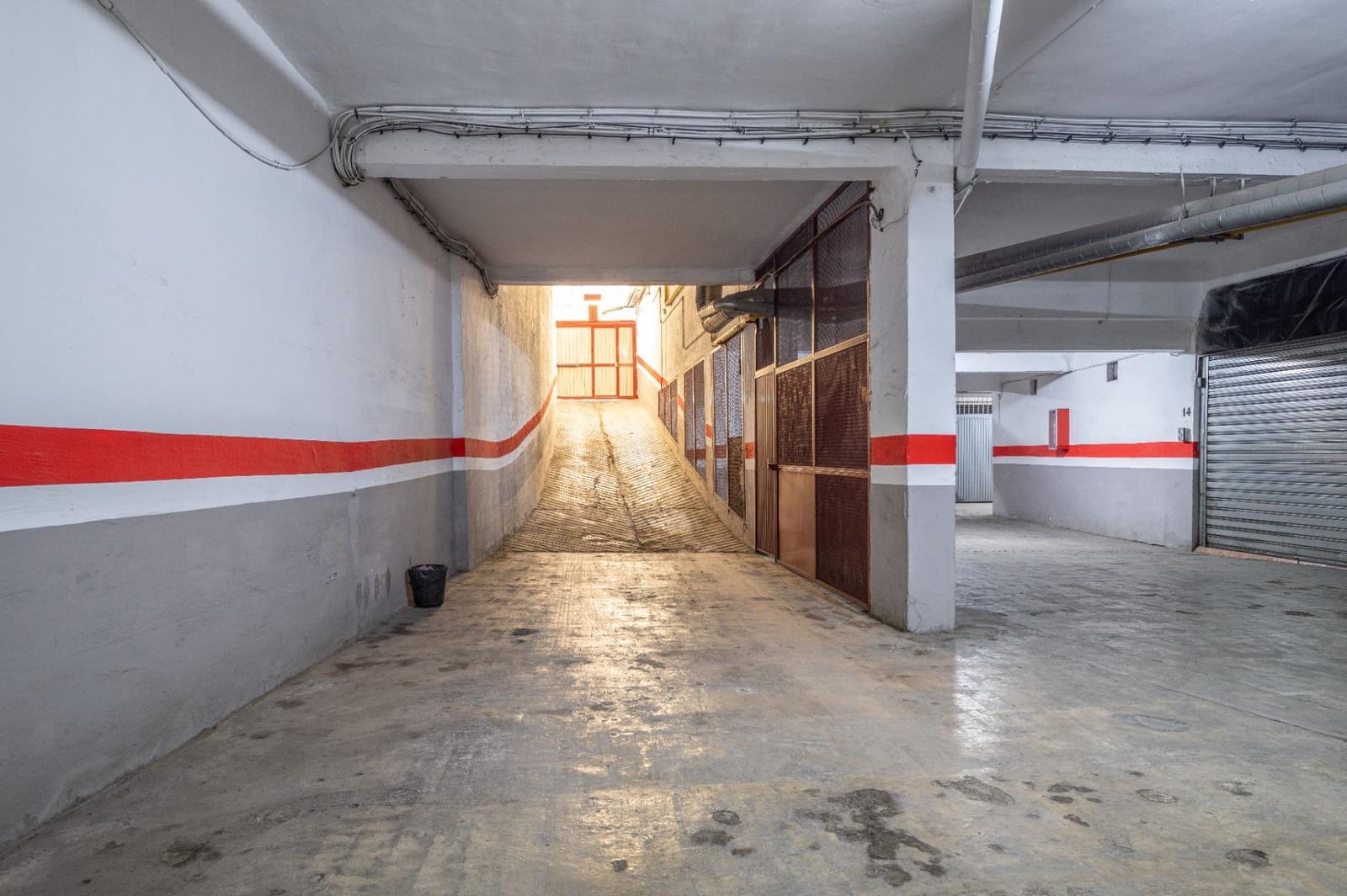 4 bedroom Flat for sale in Granada city with garage - € 528,000 (Ref: 9674932)