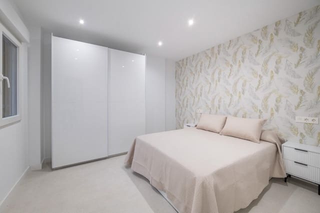 2 bedroom Flat for sale in Zaidin, Granada city - € 178,000 (Ref: 9674936)