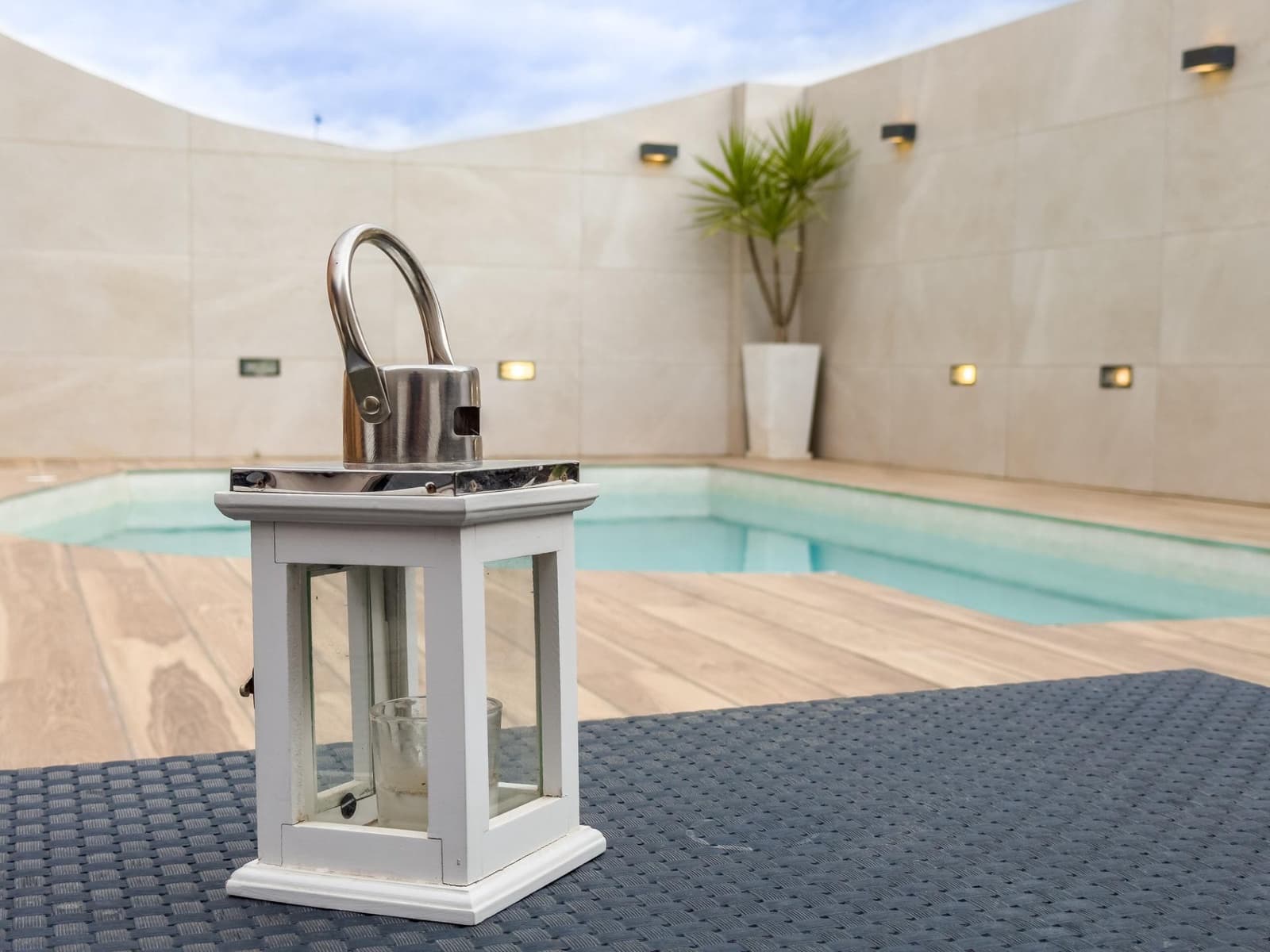 Pareado de 4 habitaciones en Las Gabias en venta con piscina garaje - 384.900 € (Ref: 9674937)