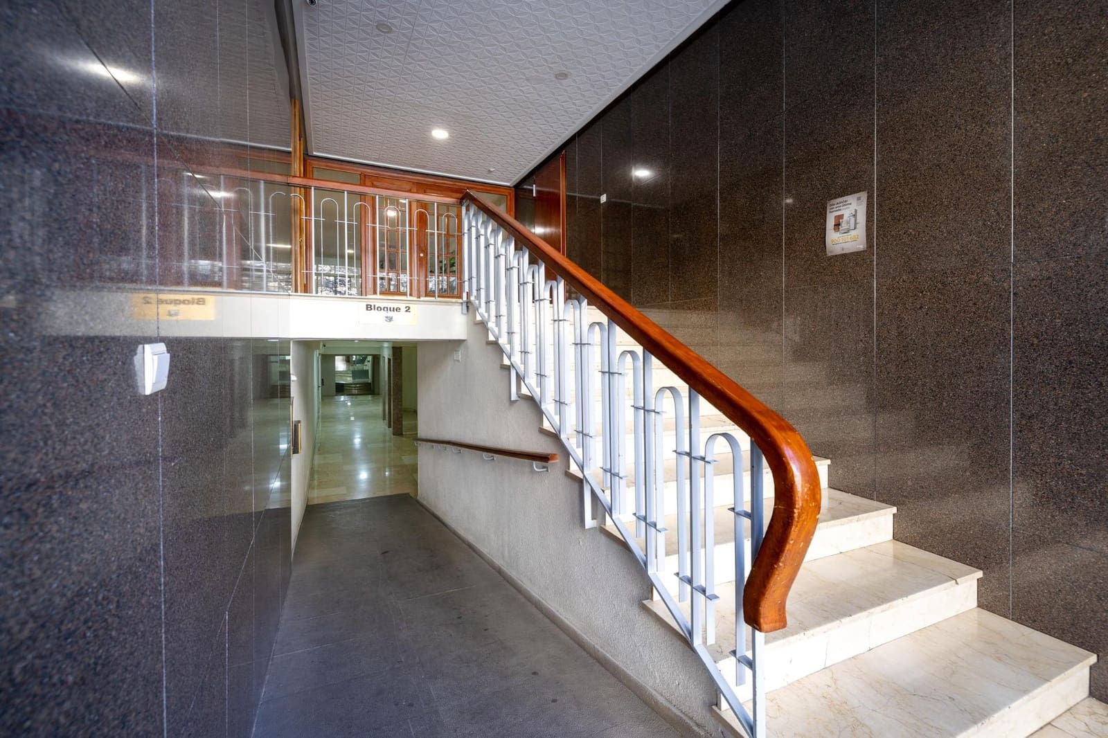 4 bedroom Flat for sale in Granada city - € 415,000 (Ref: 9674938)