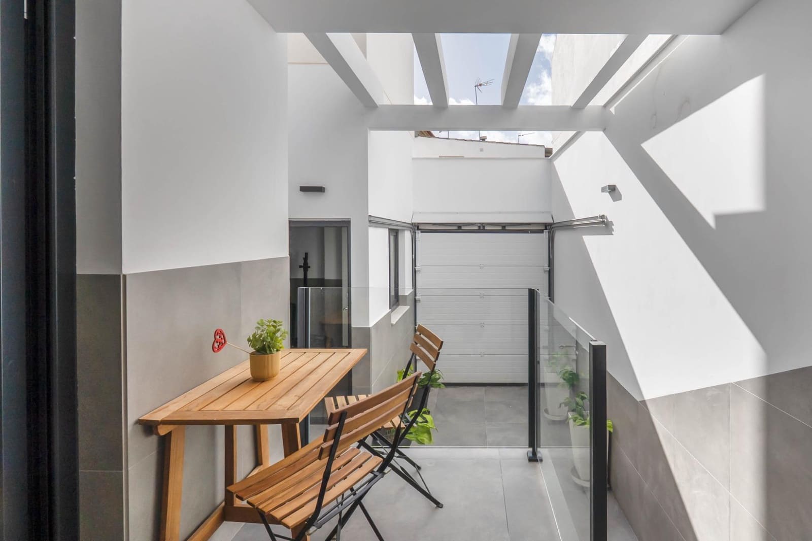 3 bedroom Terraced Villa for sale in Albolote with garage - € 375,000 (Ref: 9674939)