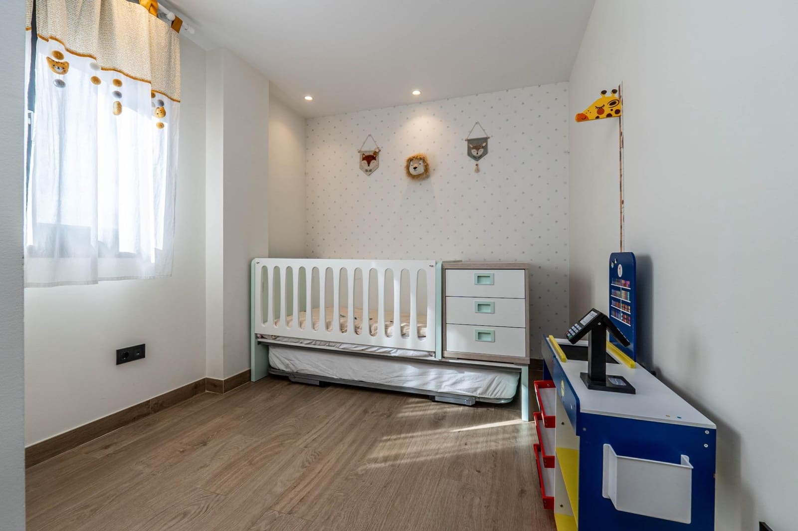 3 bedroom Terraced Villa for sale in Albolote with garage - € 375,000 (Ref: 9674939)