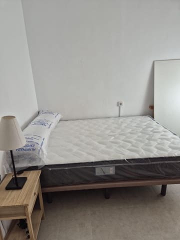 Apartamento de 1 habitación en Zaidin, Granada ciudad en alquiler - 350 € (Ref: 9674942)