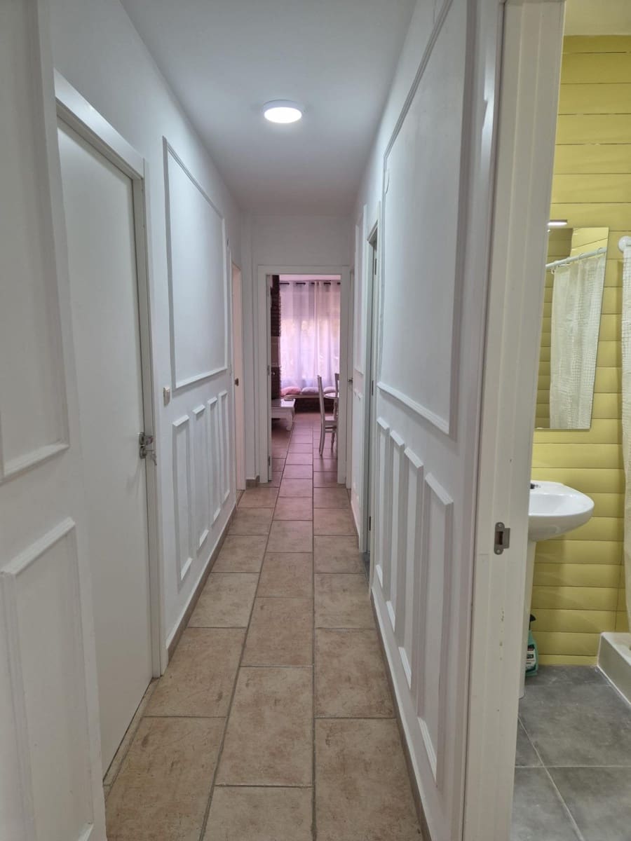 1 soveværelse Lejlighed til leje i Granada by - € 350 (Ref: 9674942)