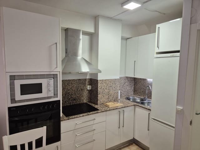 Apartamento de 1 habitación en Zaidin, Granada ciudad en alquiler - 350 € (Ref: 9674942)