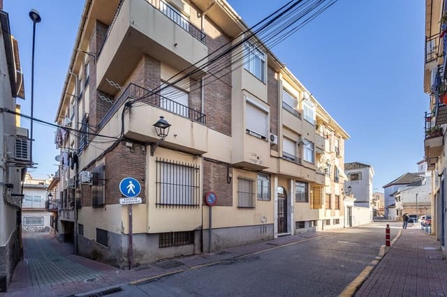 Piso de 3 habitaciones en Ogíjares en venta con garaje - 163.000 € (Ref: 9674943)