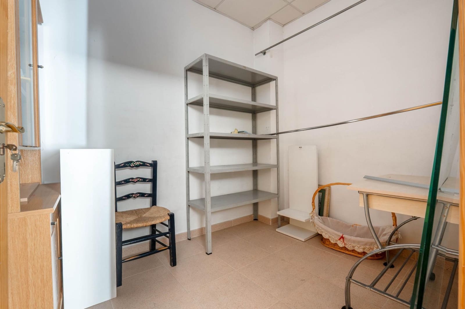 Kaupallinen myytävänä paikassa Armilla - 119 900 € (Ref: 9674946)