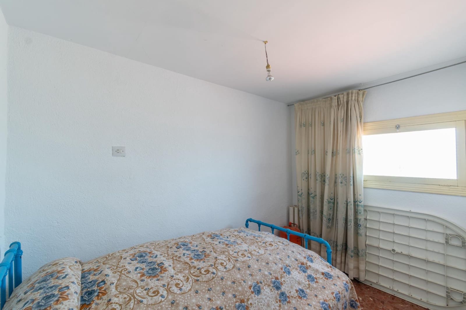 Casa de 3 habitaciones en Deifontes en venta - 109.990 € (Ref: 9674948)