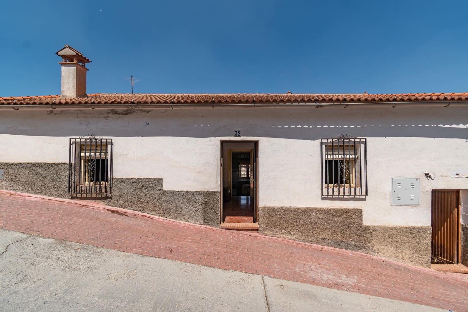 Casa de 3 habitaciones en Deifontes en venta - 109.990 € (Ref: 9674948)