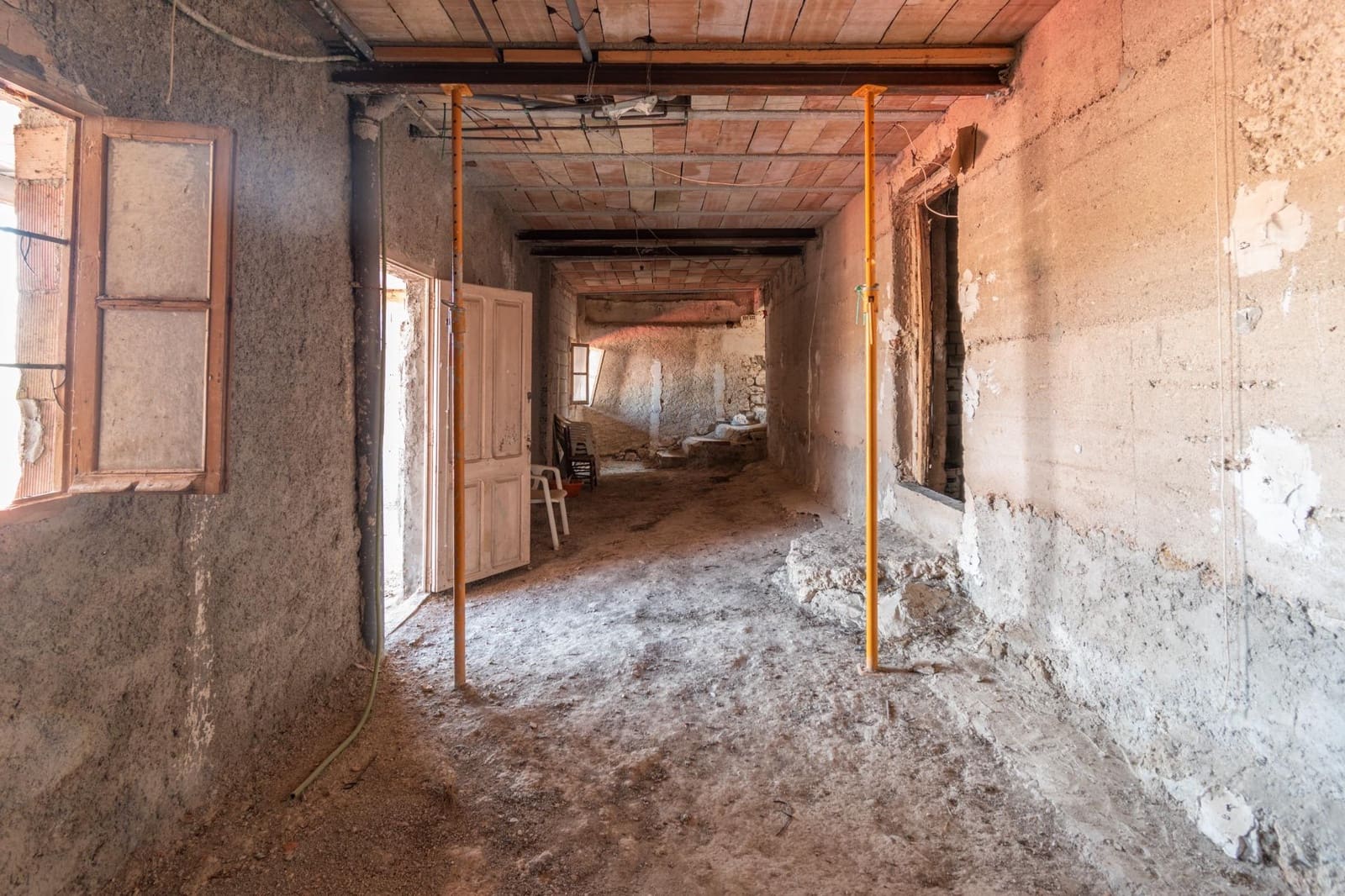 Casa de 3 habitaciones en Deifontes en venta - 109.990 € (Ref: 9674948)