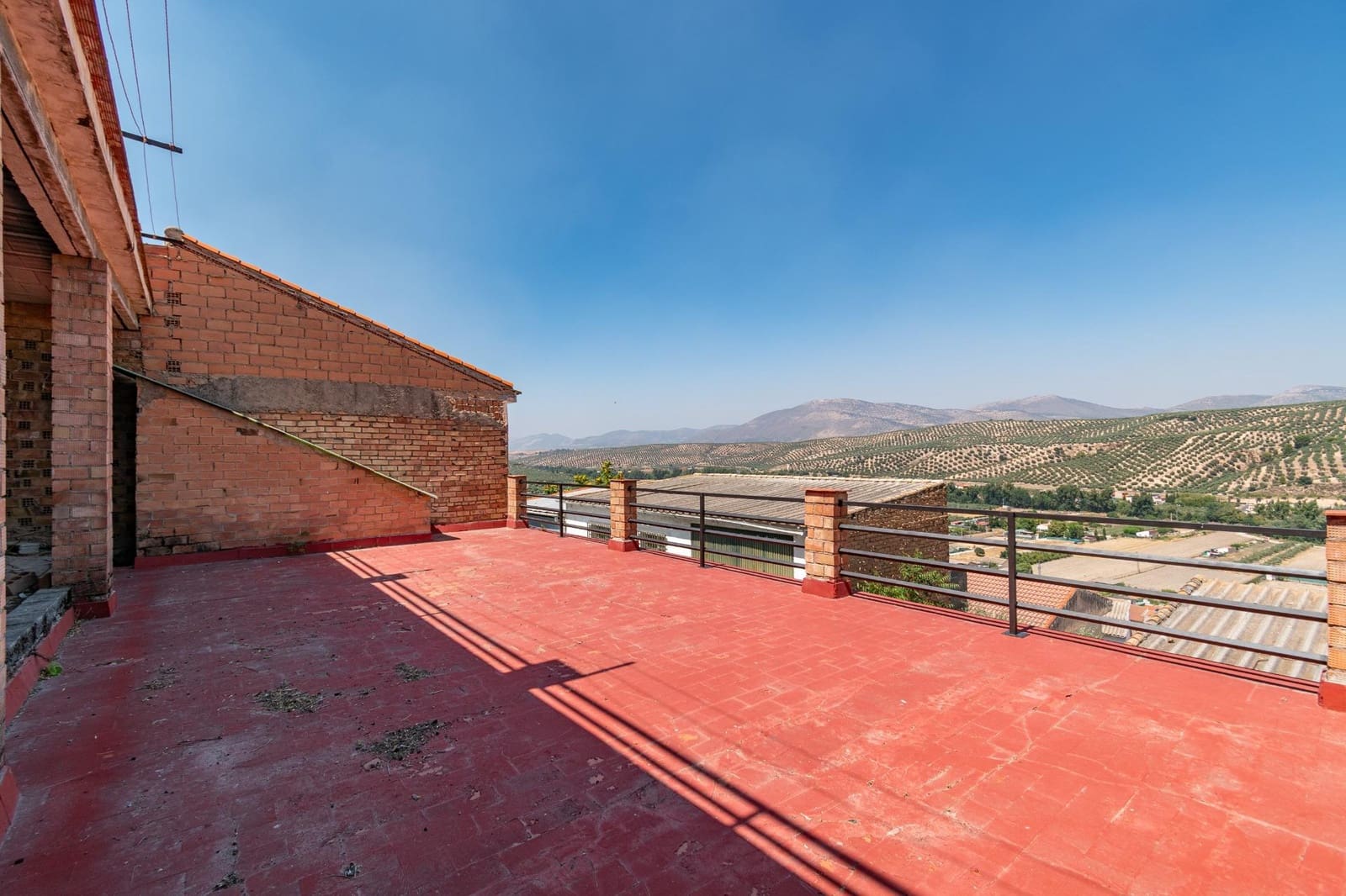 Casa de 3 habitaciones en Deifontes en venta - 109.990 € (Ref: 9674948)