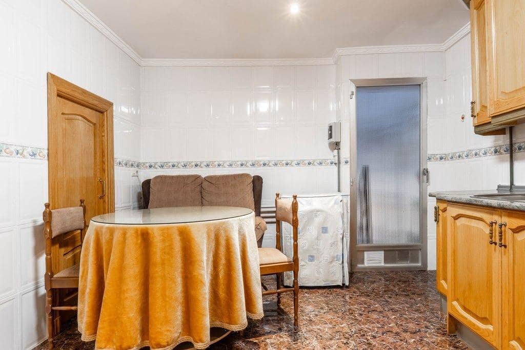 3 makuuhuone Asunto myytävänä paikassa Granada kaupunki - 290 000 € (Ref: 9674952)